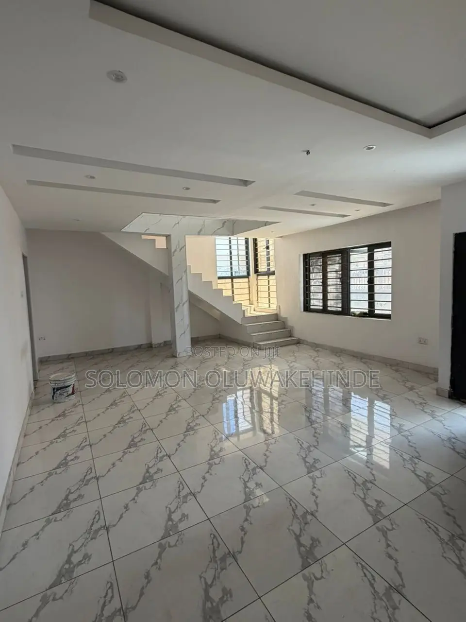 4bdrm Duplex in Ologolo for sale in Ologolo