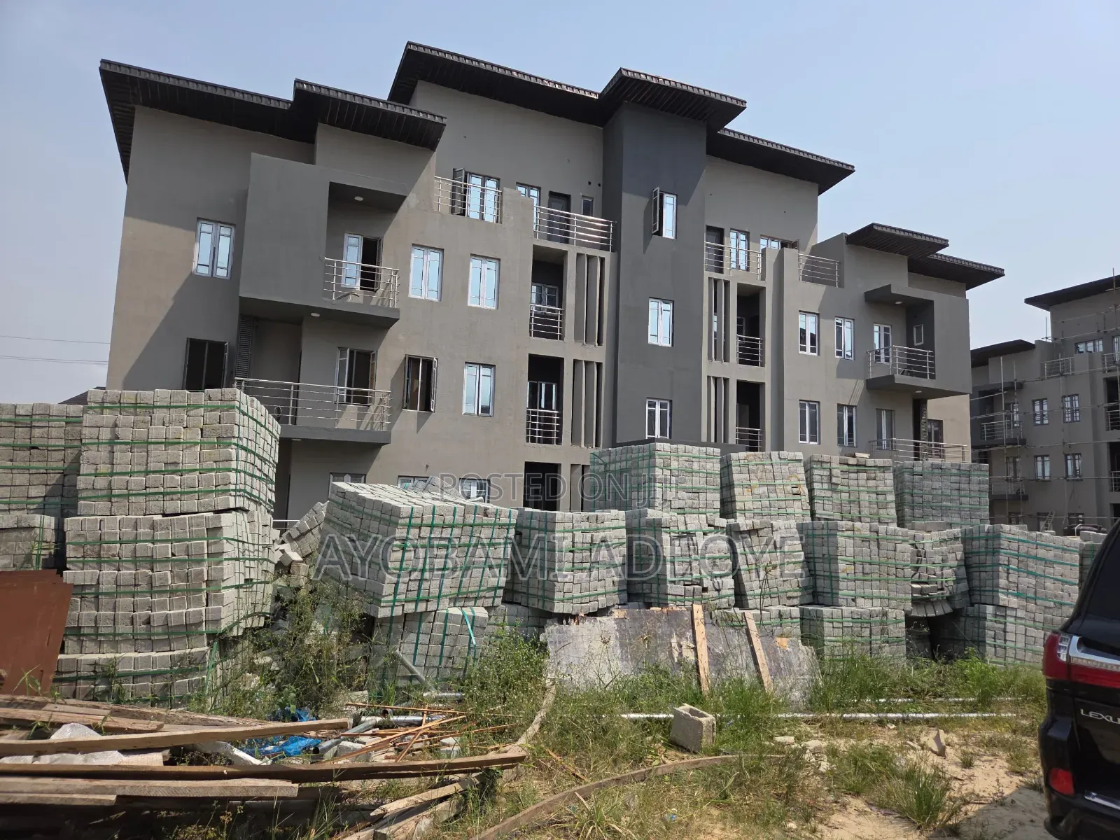 3bdrm Block of Flats in The Apartment for sale in Sangotedo