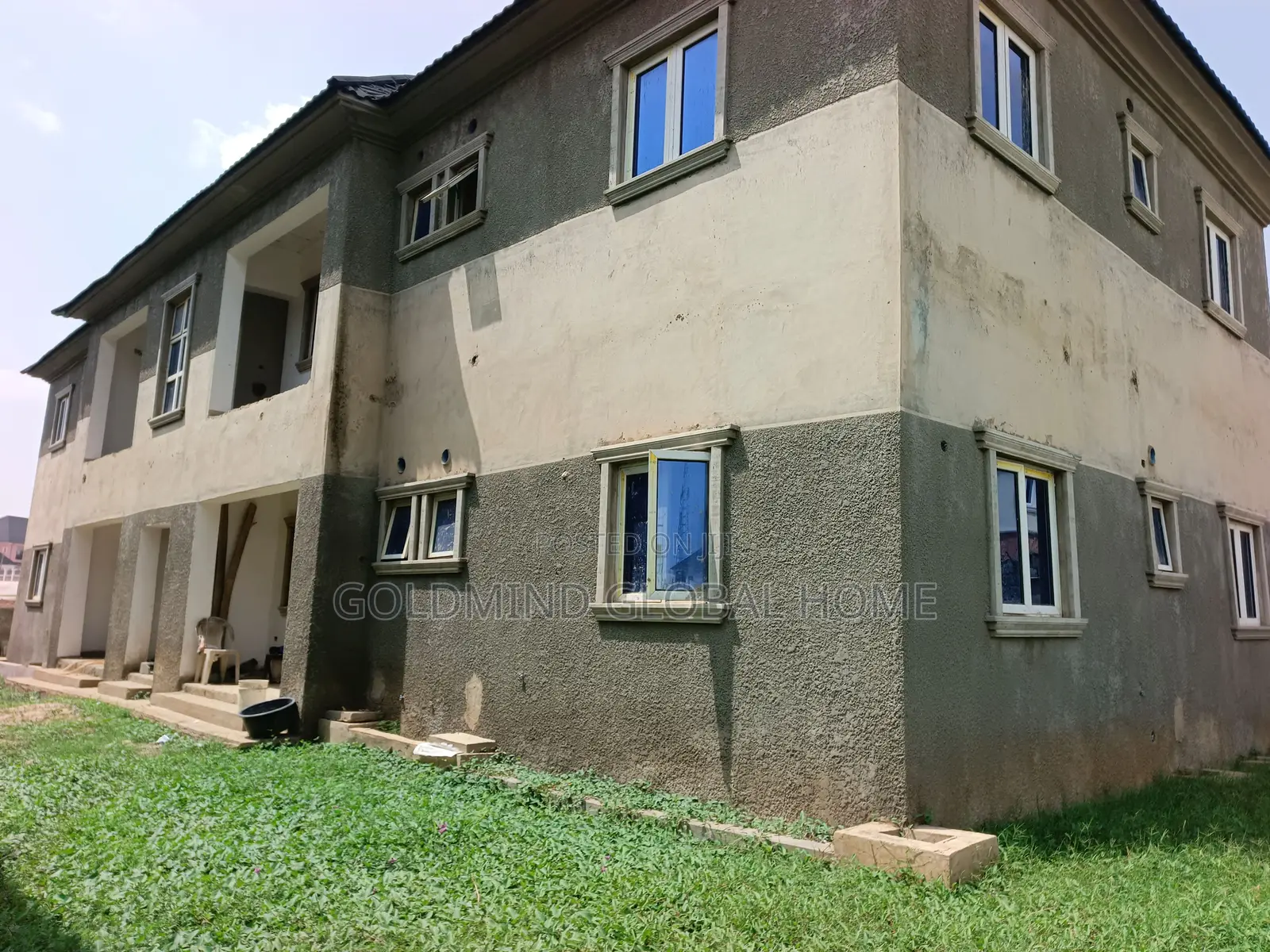 3bdrm Block of Flats in Goldmind Estate, FHA for sale in FHA