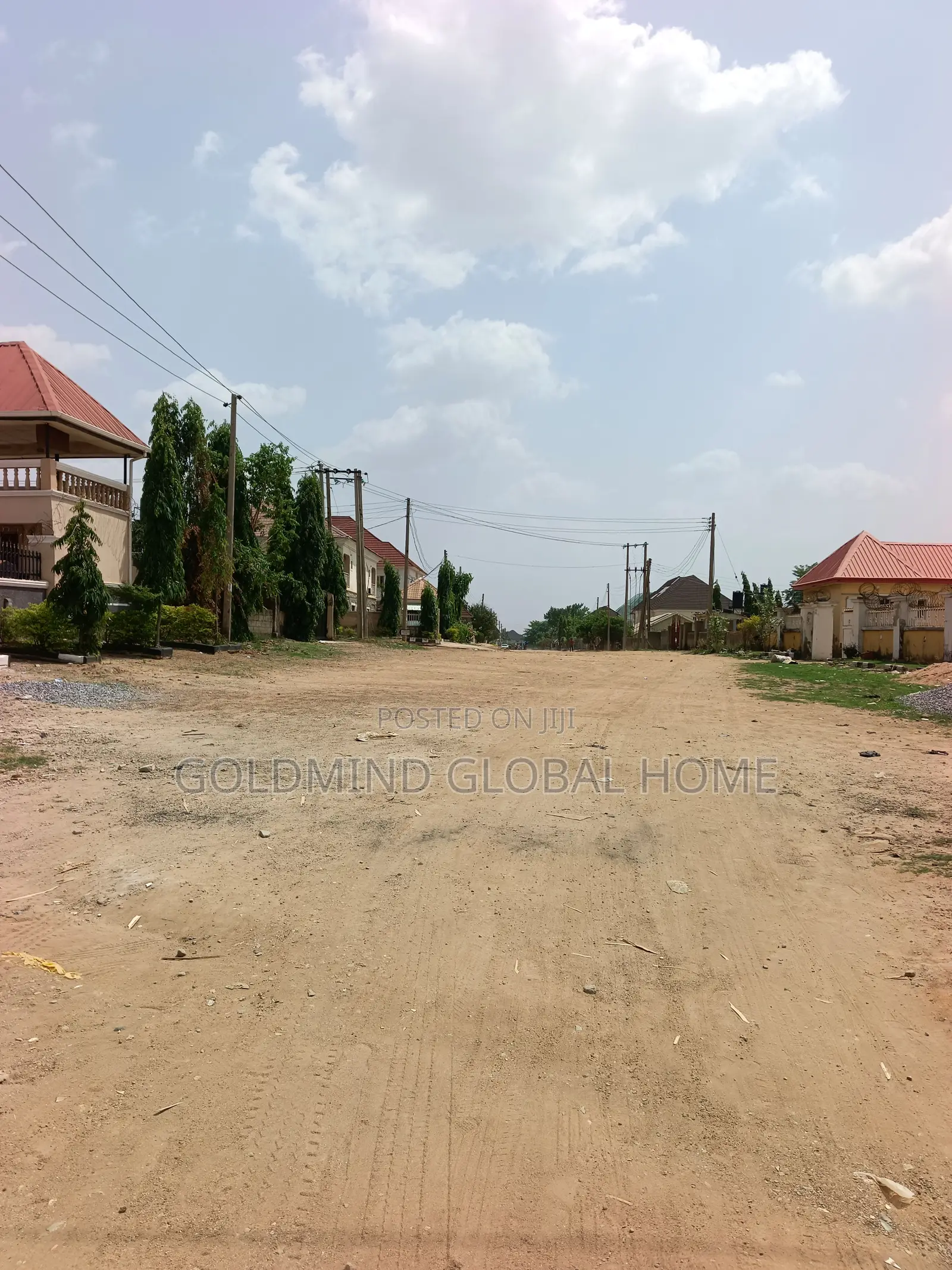 3bdrm Block of Flats in Goldmind Estate, FHA for sale in FHA