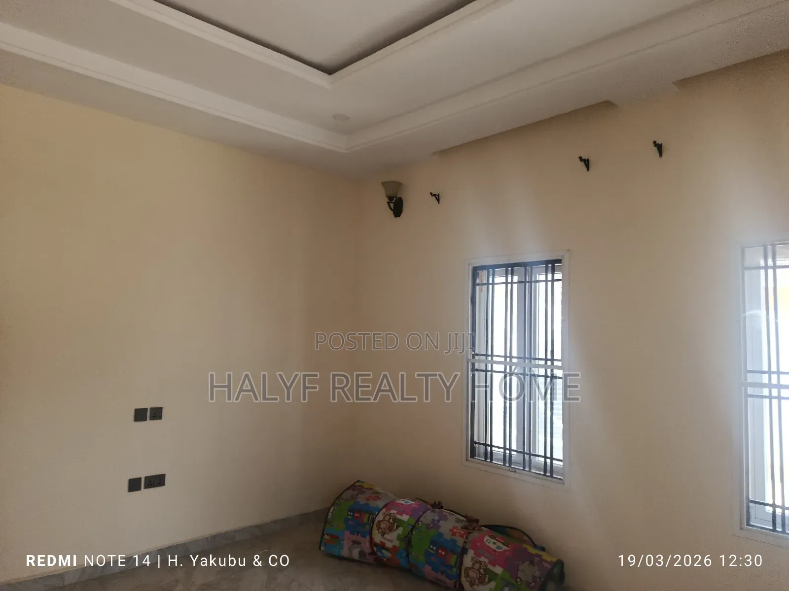 5bdrm Townhouse / Terrace in Amari Estate, Kaura for rent in Kaura
