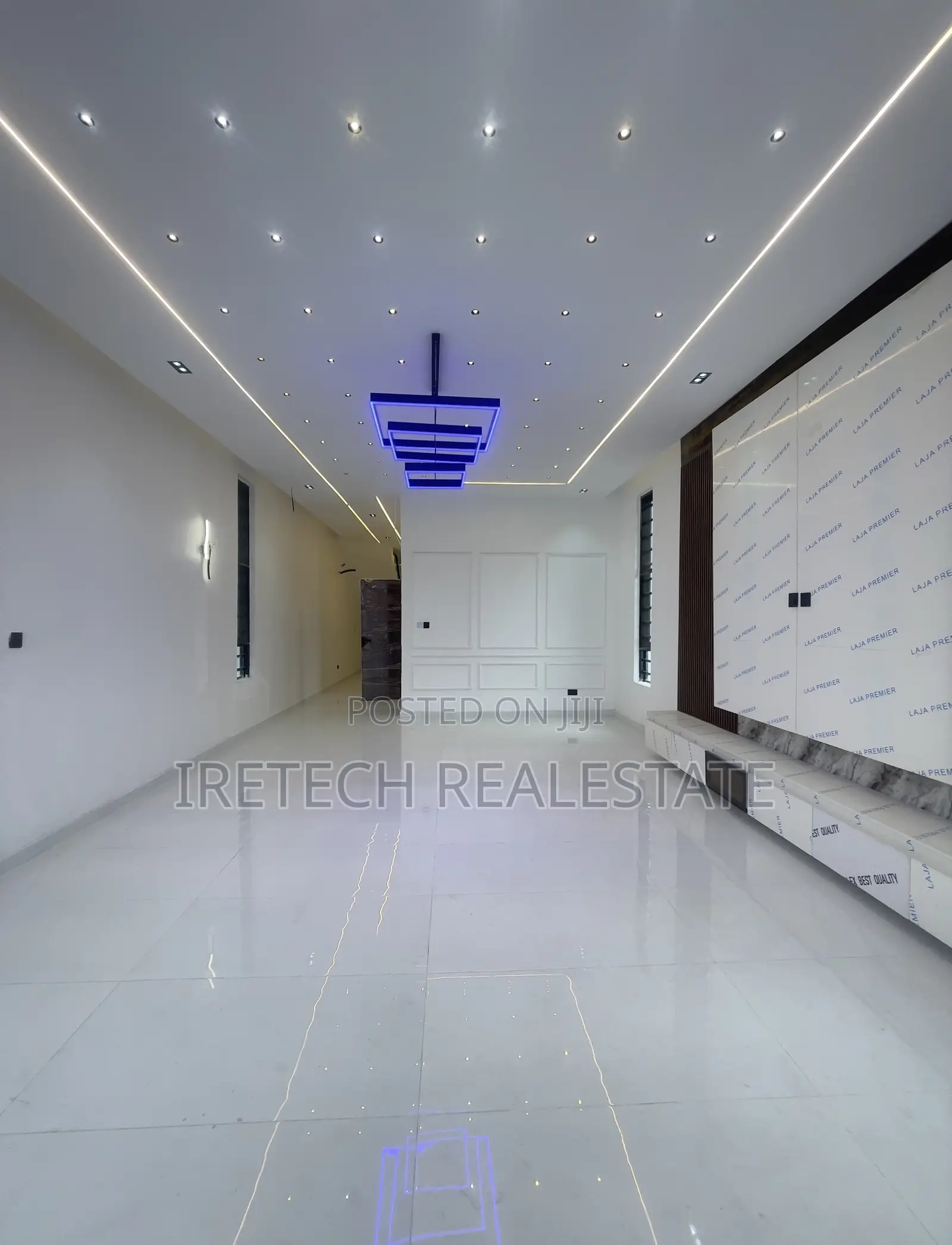 5bdrm Duplex in Blenco, Off Lekki-Epe Expressway for sale in Off Lekki-Epe Expressway