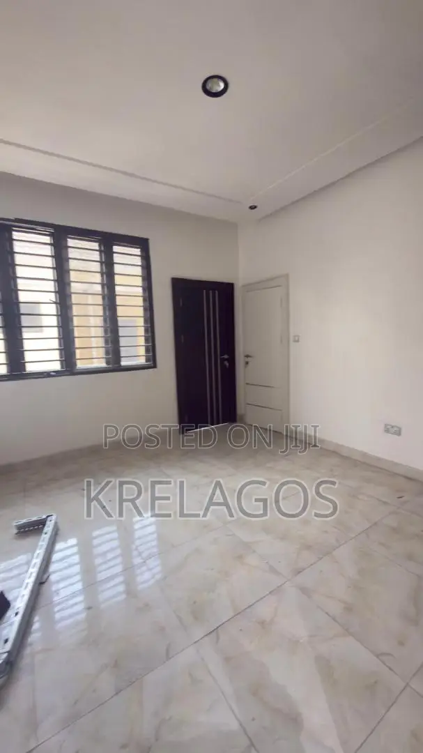 2bdrm Apartment in Ikate for sale in Ikate