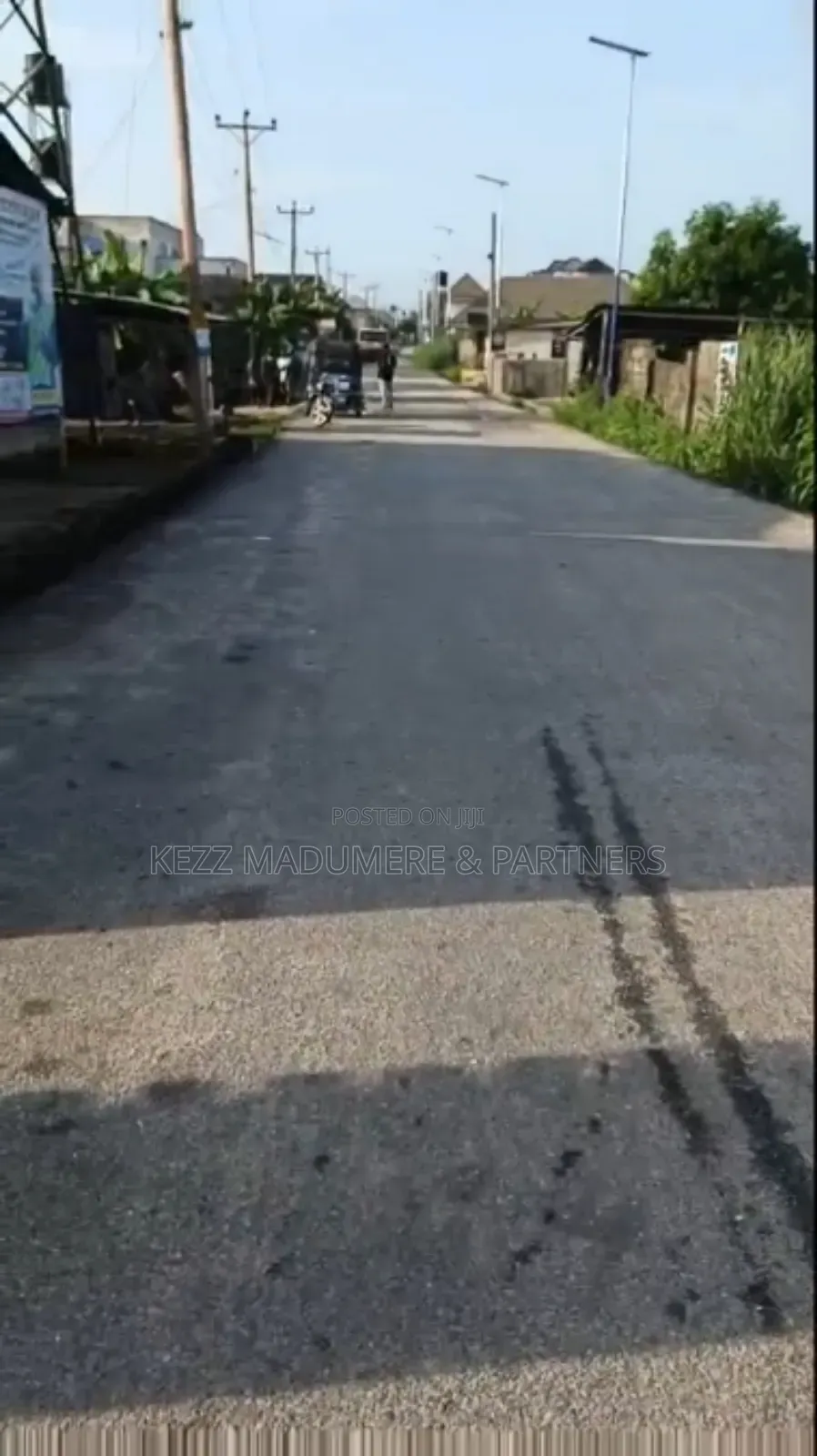 For Sale : 700 SQMTRS on Major Eliozu Road, Ph in Obio-Akpor