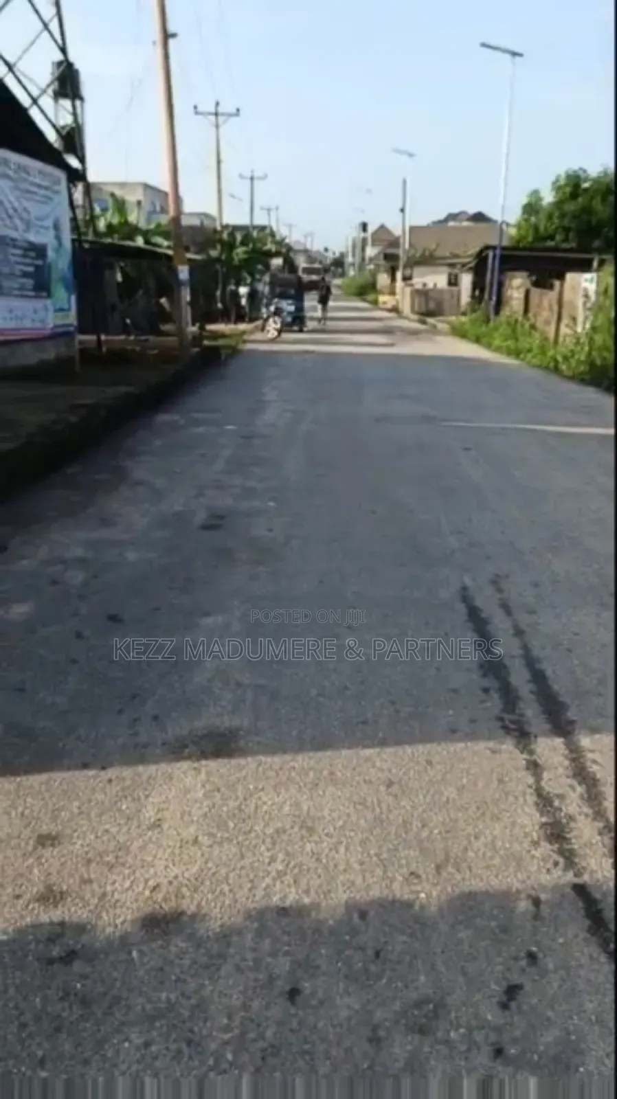 For Sale : 700 SQMTRS on Major Eliozu Road, Ph in Obio-Akpor