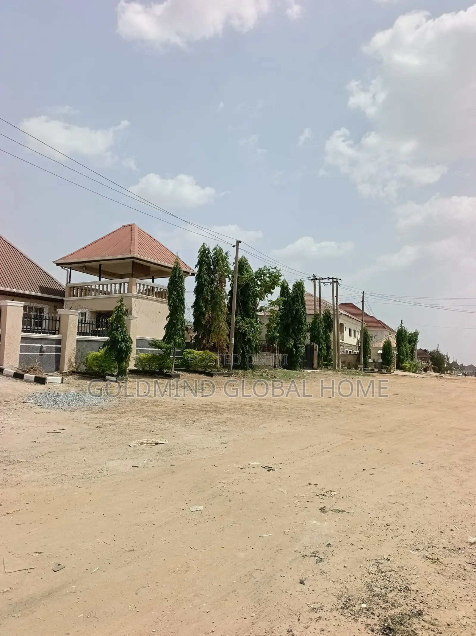 2bdrm Block of Flats in Lugbe, FHA for sale in FHA