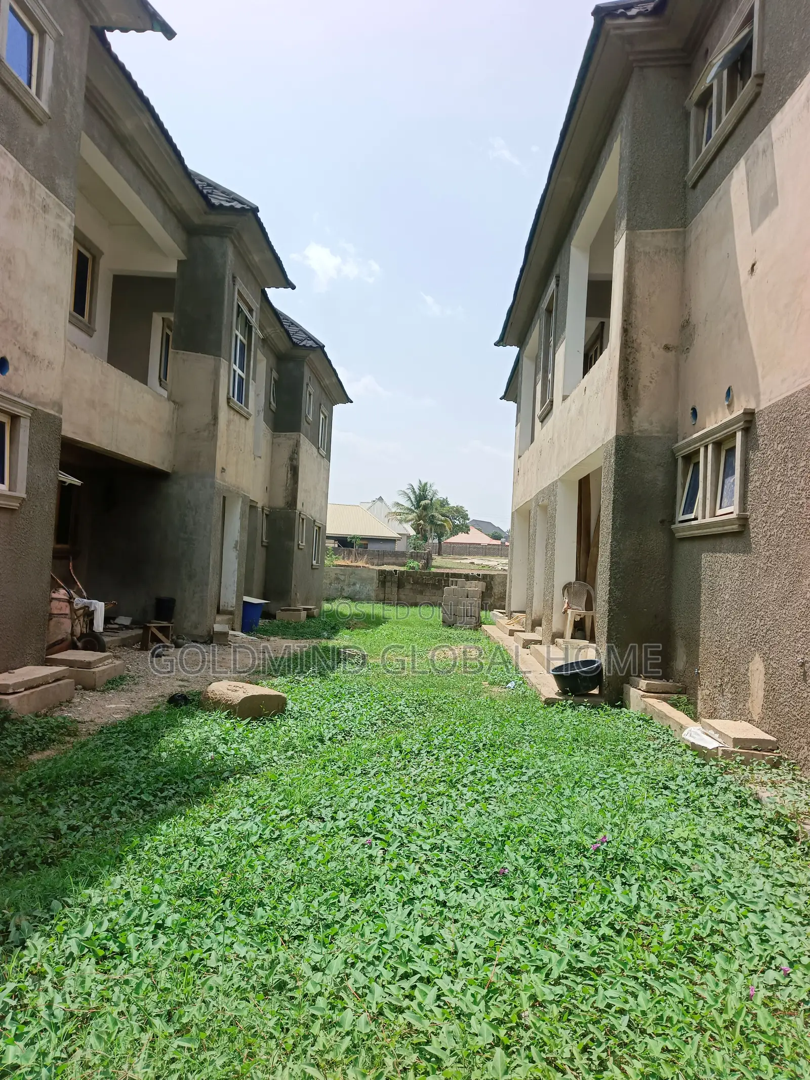2bdrm Block of Flats in Lugbe, FHA for sale in FHA