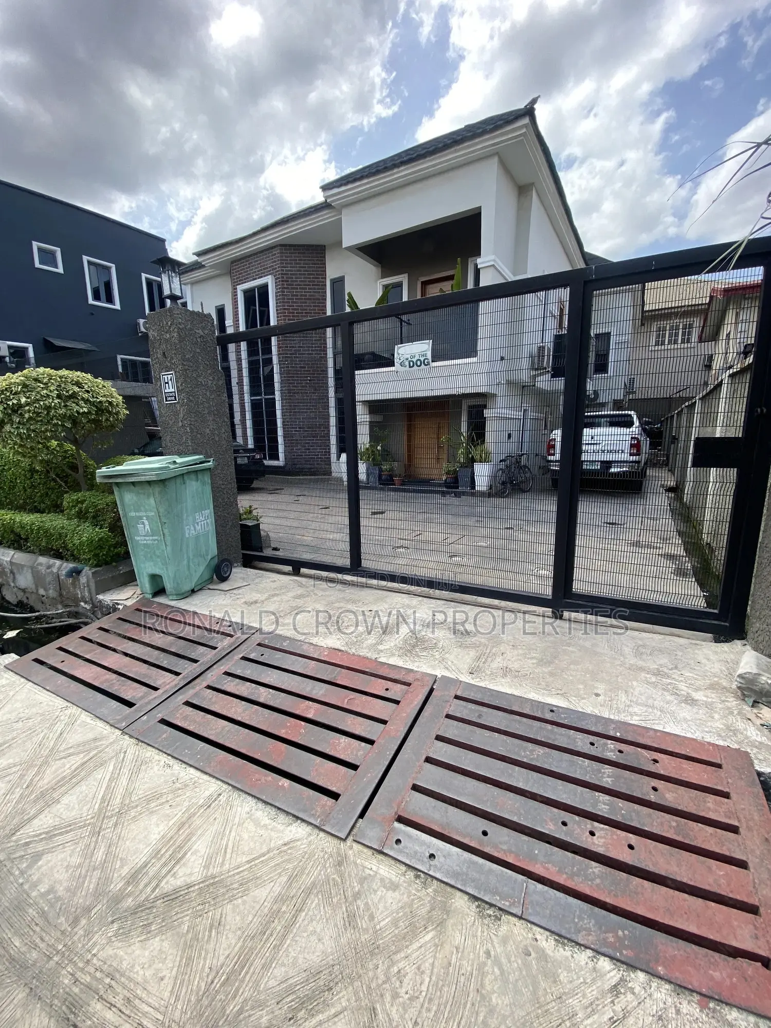 4bdrm Duplex in Ifako-Gbagada for sale in Ifako-Gbagada