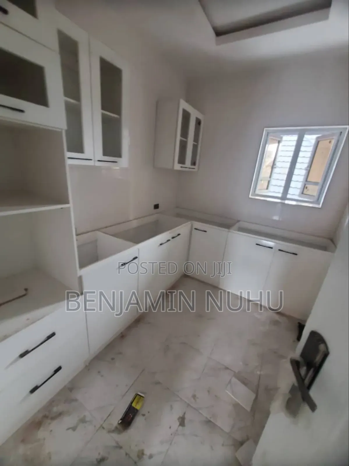 Mini Flat in Oakland Estate, Off Lekki-Epe Expressway for sale in Off Lekki-Epe Expressway