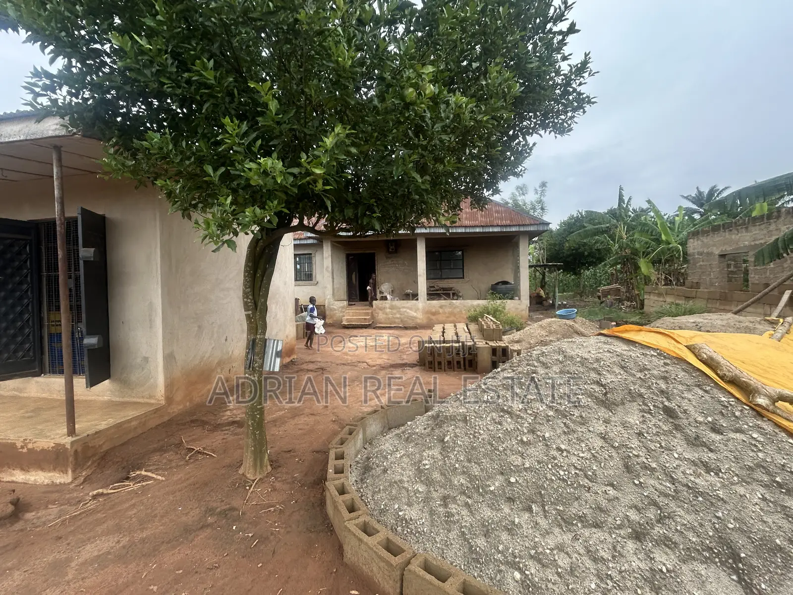 Standard 3 Bedroom Foundation On A Full Plot Of Land! in Ilesa