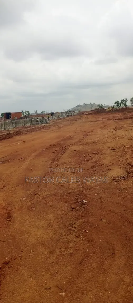 Primelux Exclusive Estate Apo Waru in Apo Resettlement