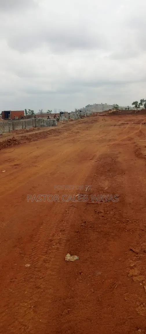 Primelux Exclusive Estate Apo Waru in Apo Resettlement