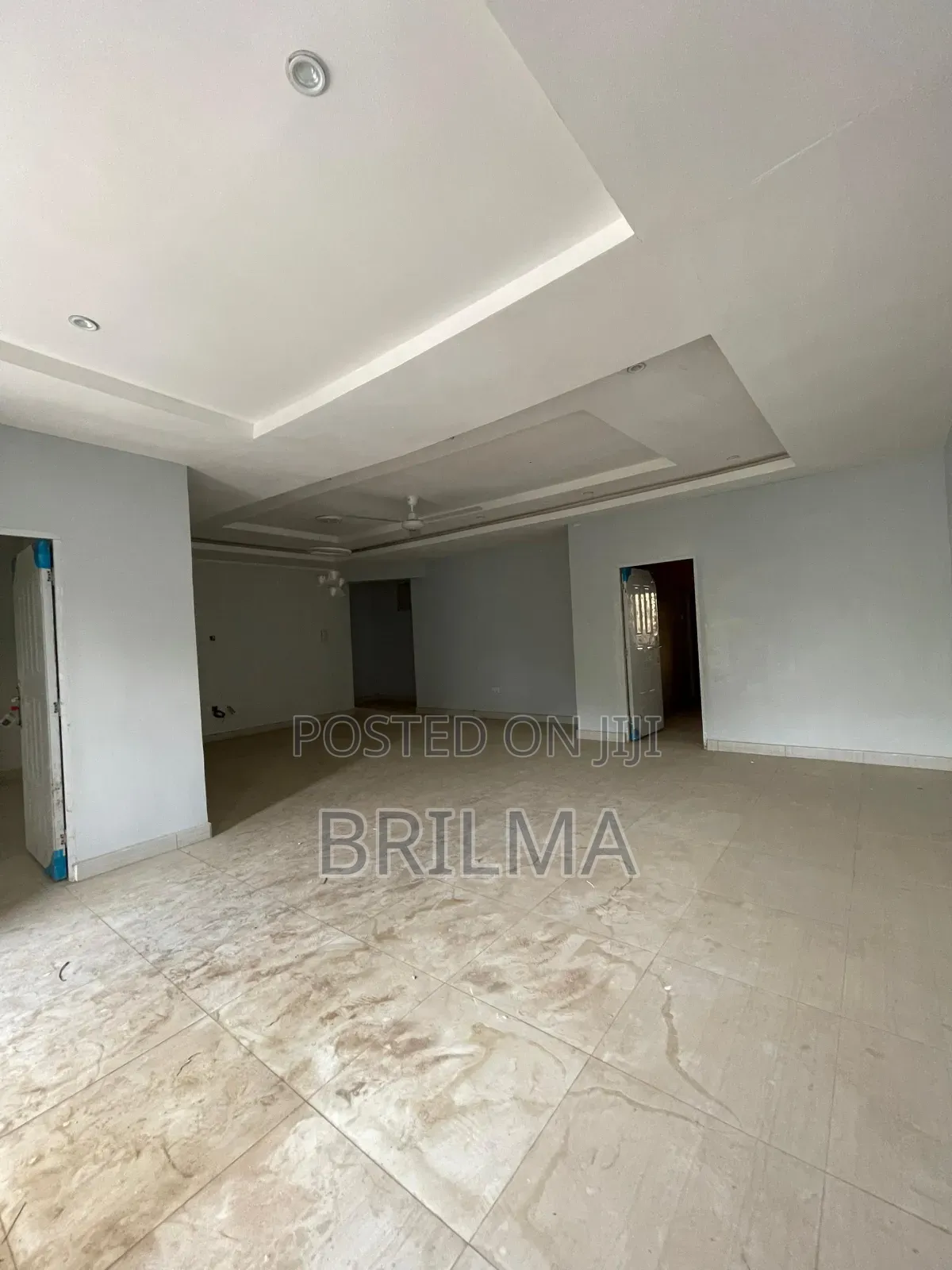 4bdrm Apartment in Life Camp for sale in Life Camp