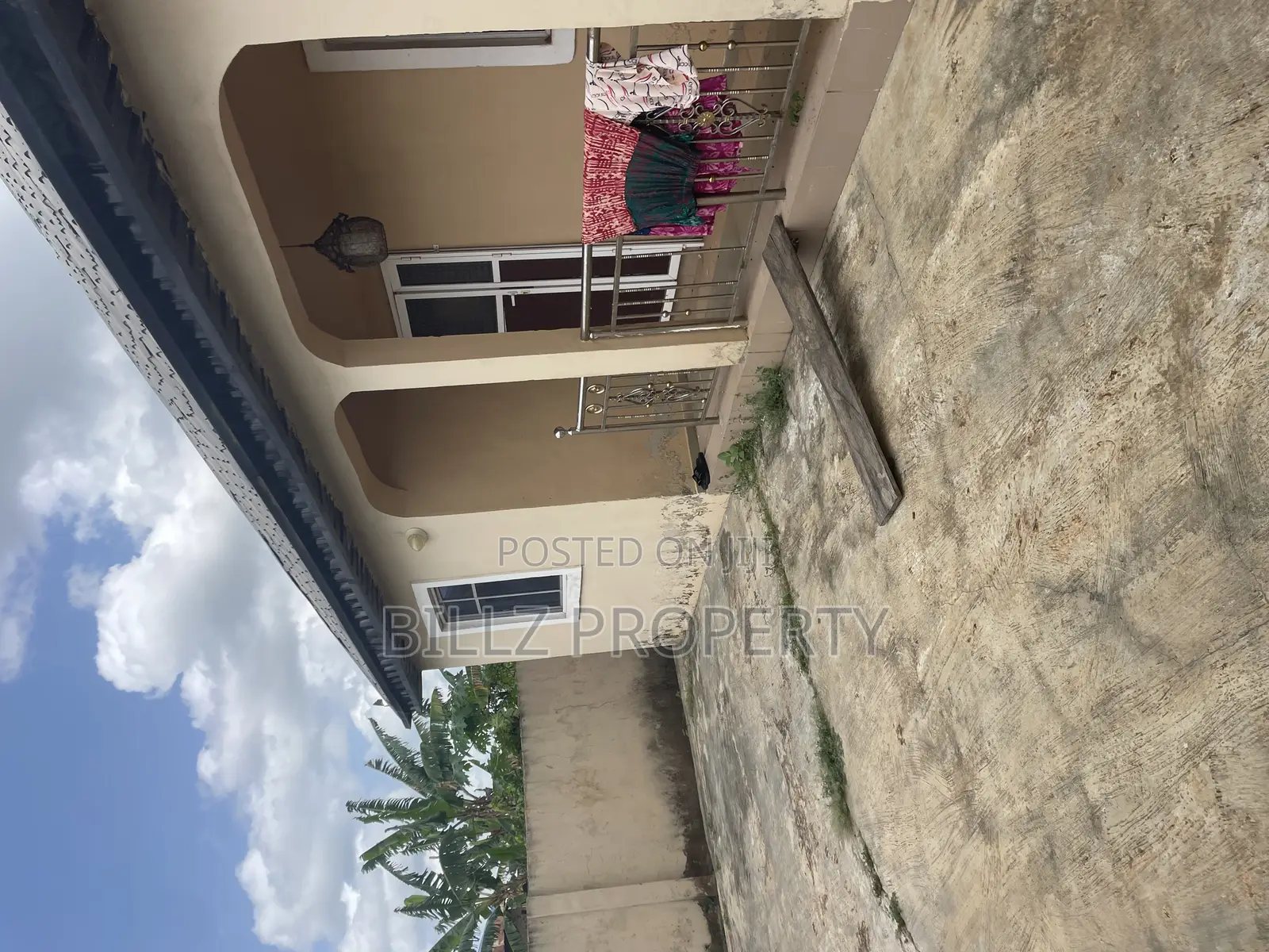 3bdrm Apartment in Ounse, Ado-Odo/Ota for sale in Ado-Odo/Ota