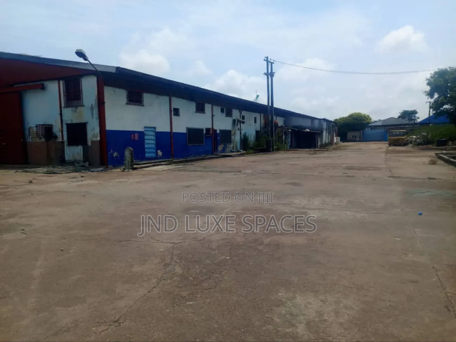 Warehouse Measuring 5000sqm Located at Apapa Industrial Neighbourhood in Apapa
