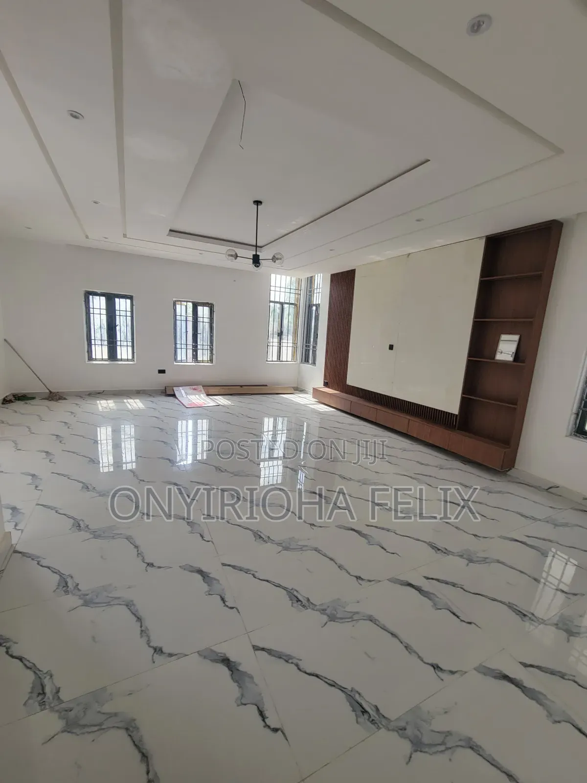 4bdrm Duplex in Behind Dunamis, Sabon Lugbe for sale in Sabon Lugbe
