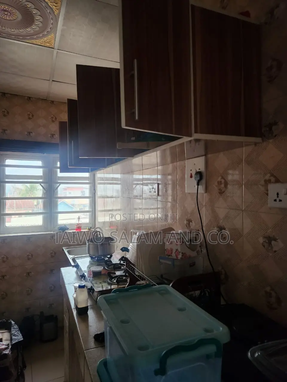2bdrm Block of Flats in Ologuneru for sale in Ologuneru