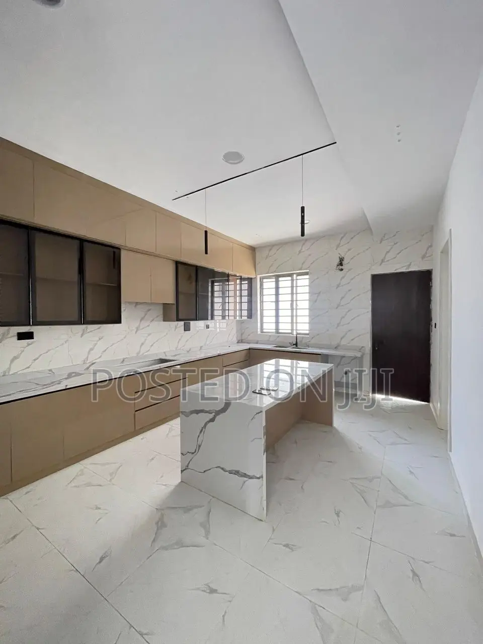 5bdrm Duplex in Lekki County Homes, Ikota for sale in Ikota