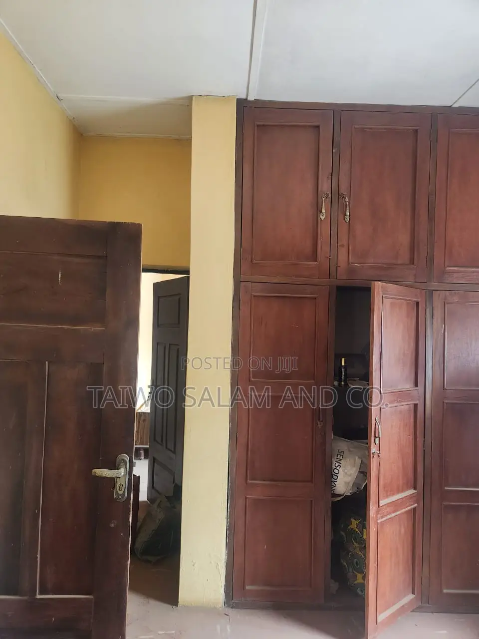 3bdrm Block of Flats in Akobo for sale in Akobo