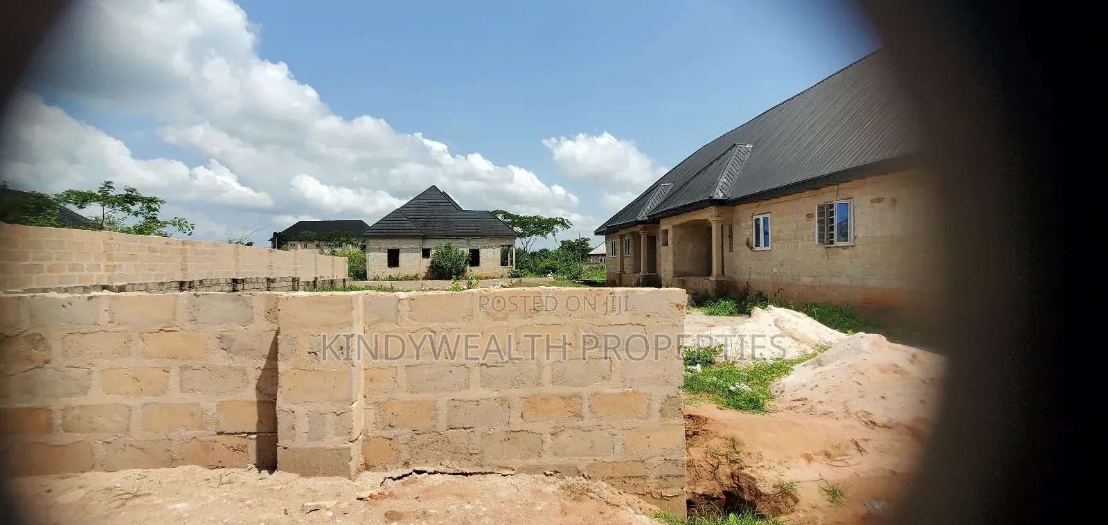 6bdrm Block of Flats in Obasohan Estate, Ikpoba-Okha for sale in Ikpoba-Okha