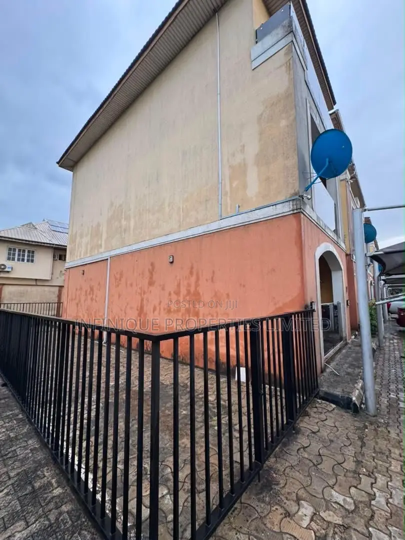 4bdrm Townhouse/Terrace in Ikeja GRA for sale in Ikeja GRA