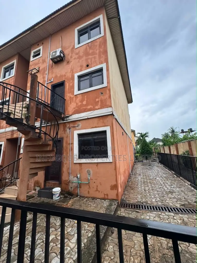 4bdrm Townhouse/Terrace in Ikeja GRA for sale in Ikeja GRA