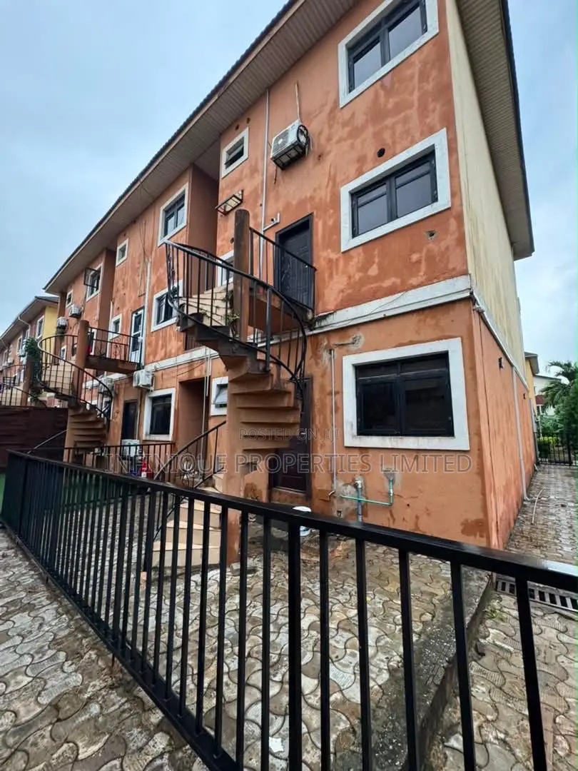 4bdrm Townhouse/Terrace in Ikeja GRA for sale in Ikeja GRA