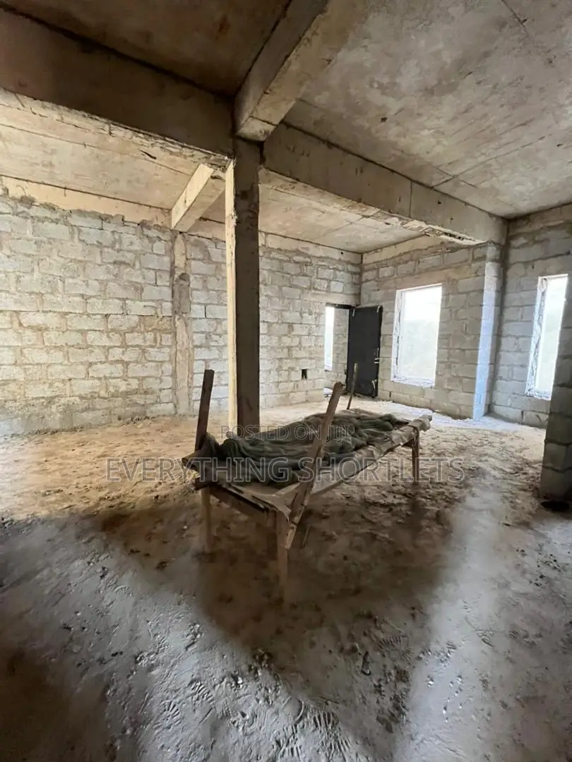 1 Bedroom Flat in Kaura
