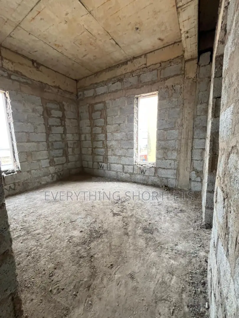 1 Bedroom Flat in Kaura