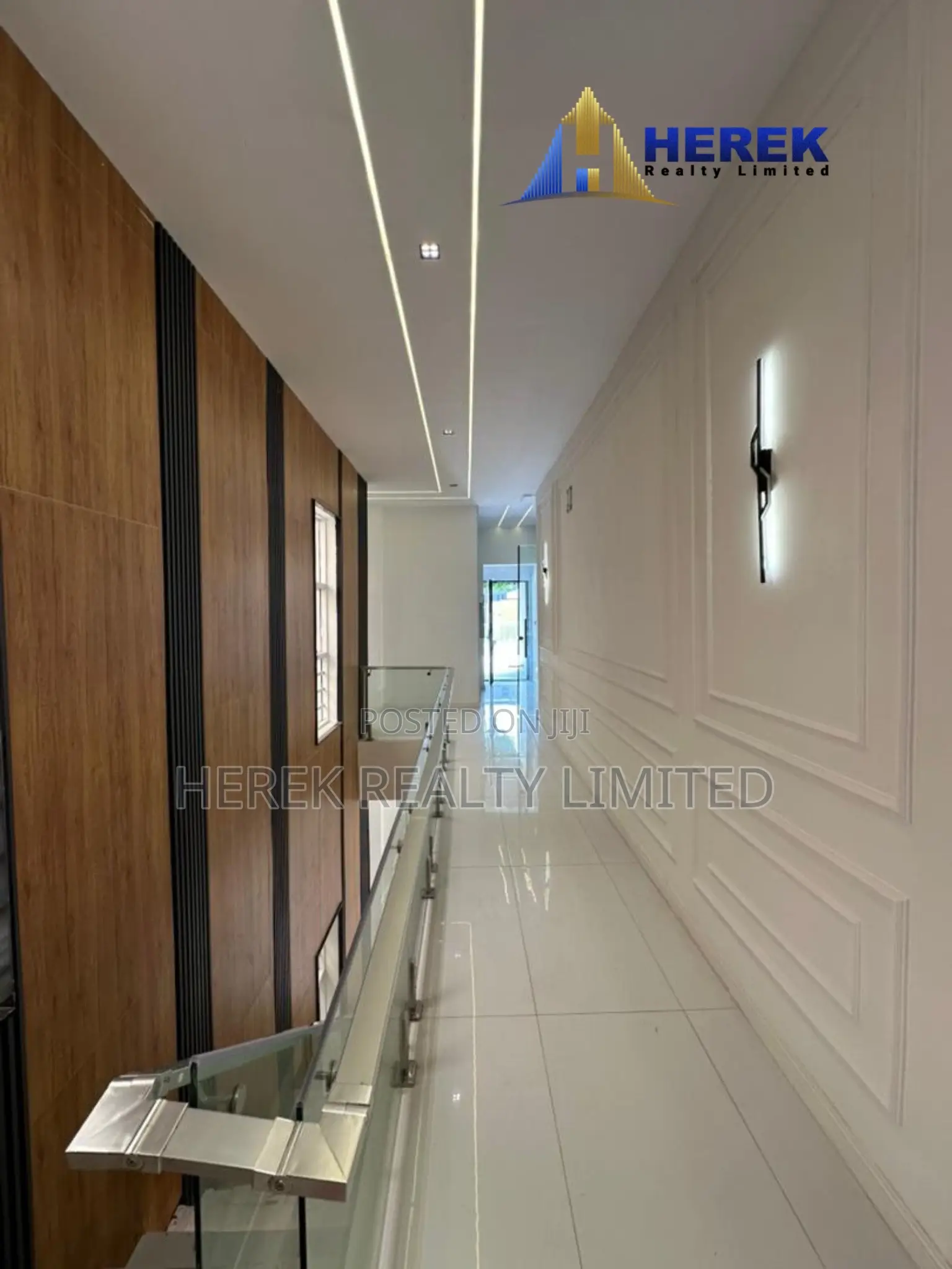 5bdrm Duplex in Crown Estate, Lekki Phase 1 for sale in Lekki Phase 1