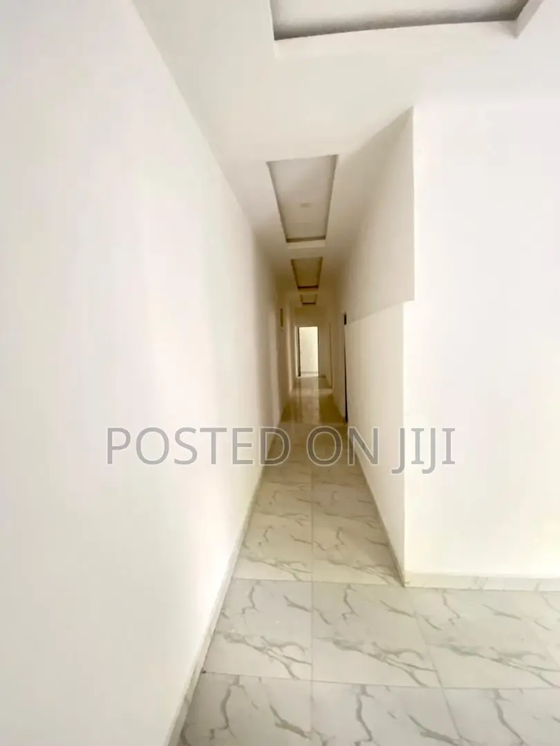 2bdrm Apartment in Vgc, Lekki Phase 2 for rent in Lekki Phase 2