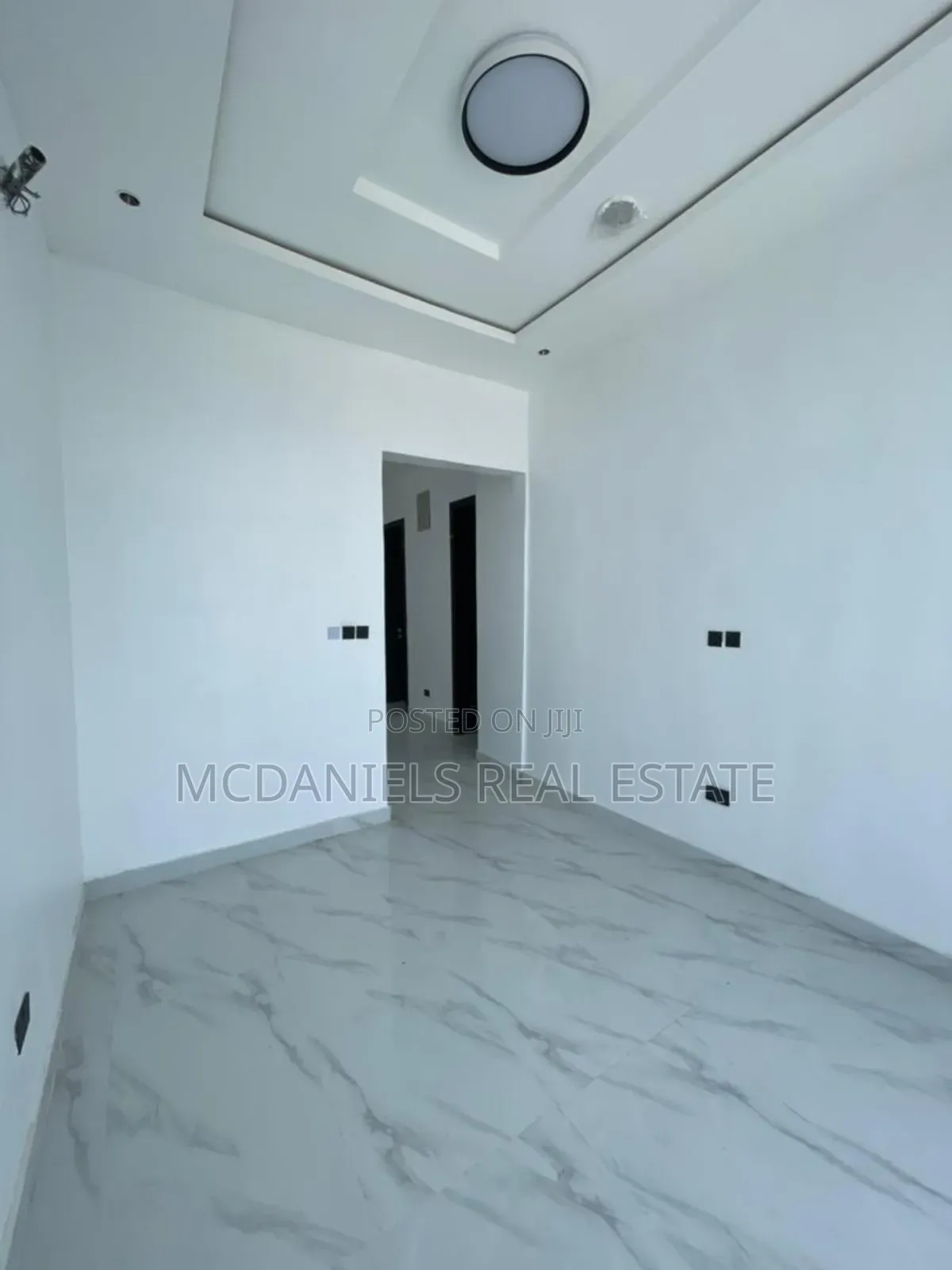 5bdrm Duplex in Lekki Expressway for sale in Lekki Expressway