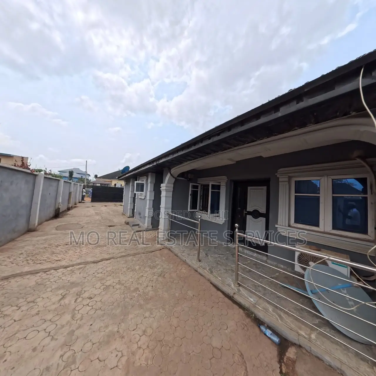 2bdrm Block of Flats in Asero Housing Estate, Abeokuta North for sale in Abeokuta North