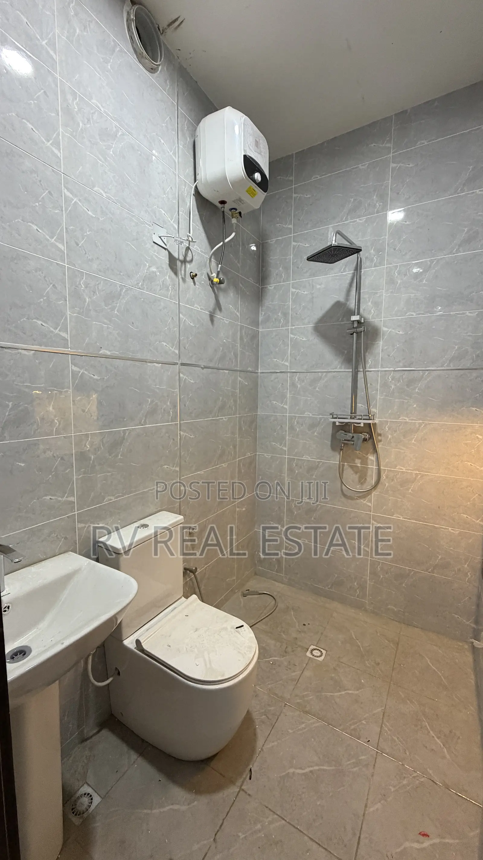 Studio Apartment in Surulere for sale in Surulere