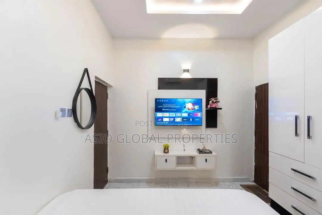 Stylish 2-Bedroom Apartment in Osapa in Osapa london
