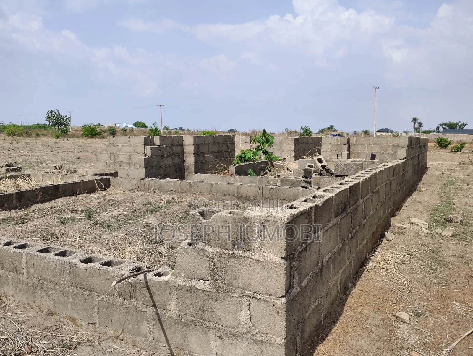 3 Bedroom Bungalow In Azhi-garam Layout, Kuduru For Sale in Kuduru