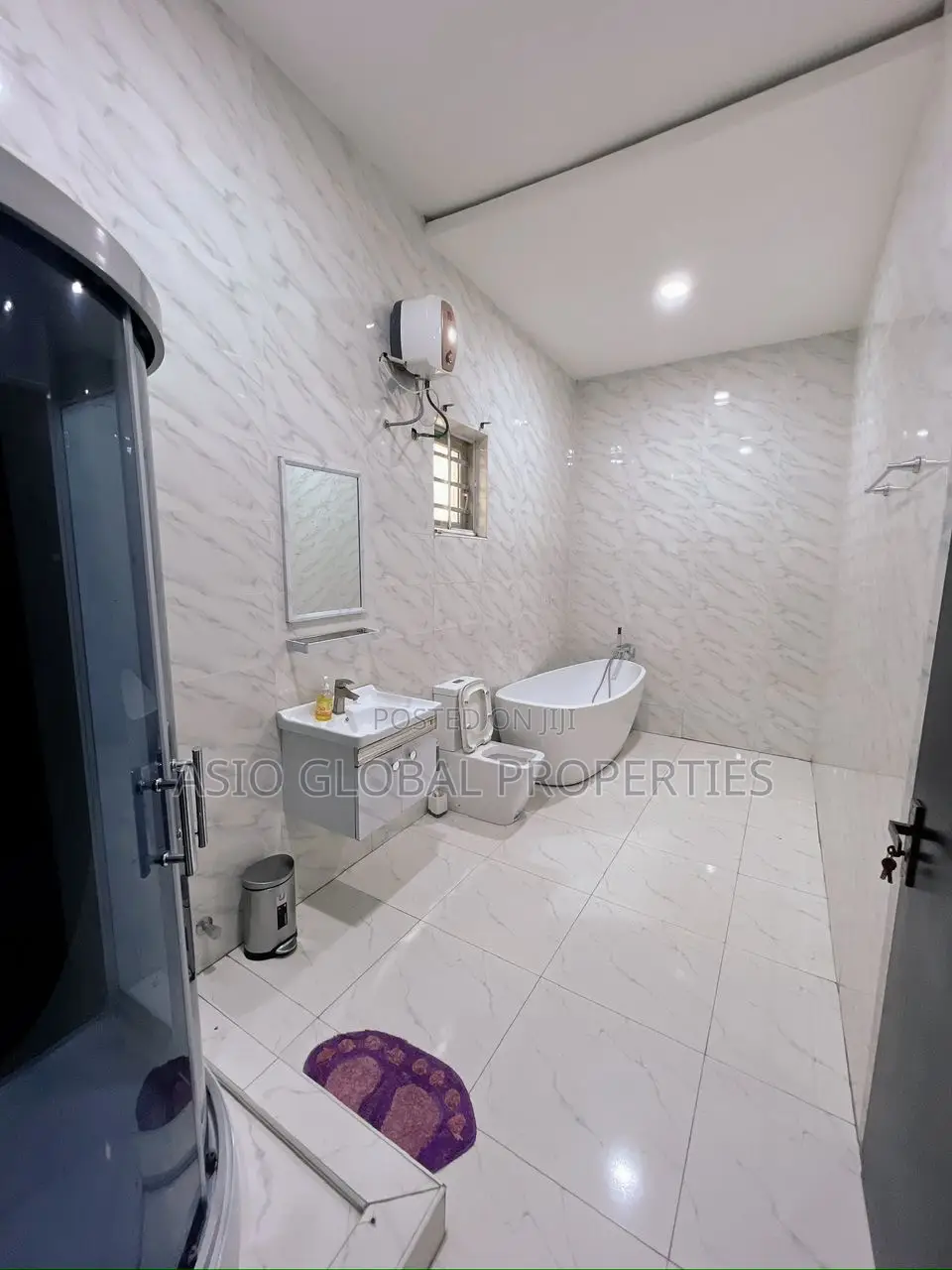 5 Bedroom Detached Duplex ( Self Compound ) Oral Estate Lekki . in Ikota