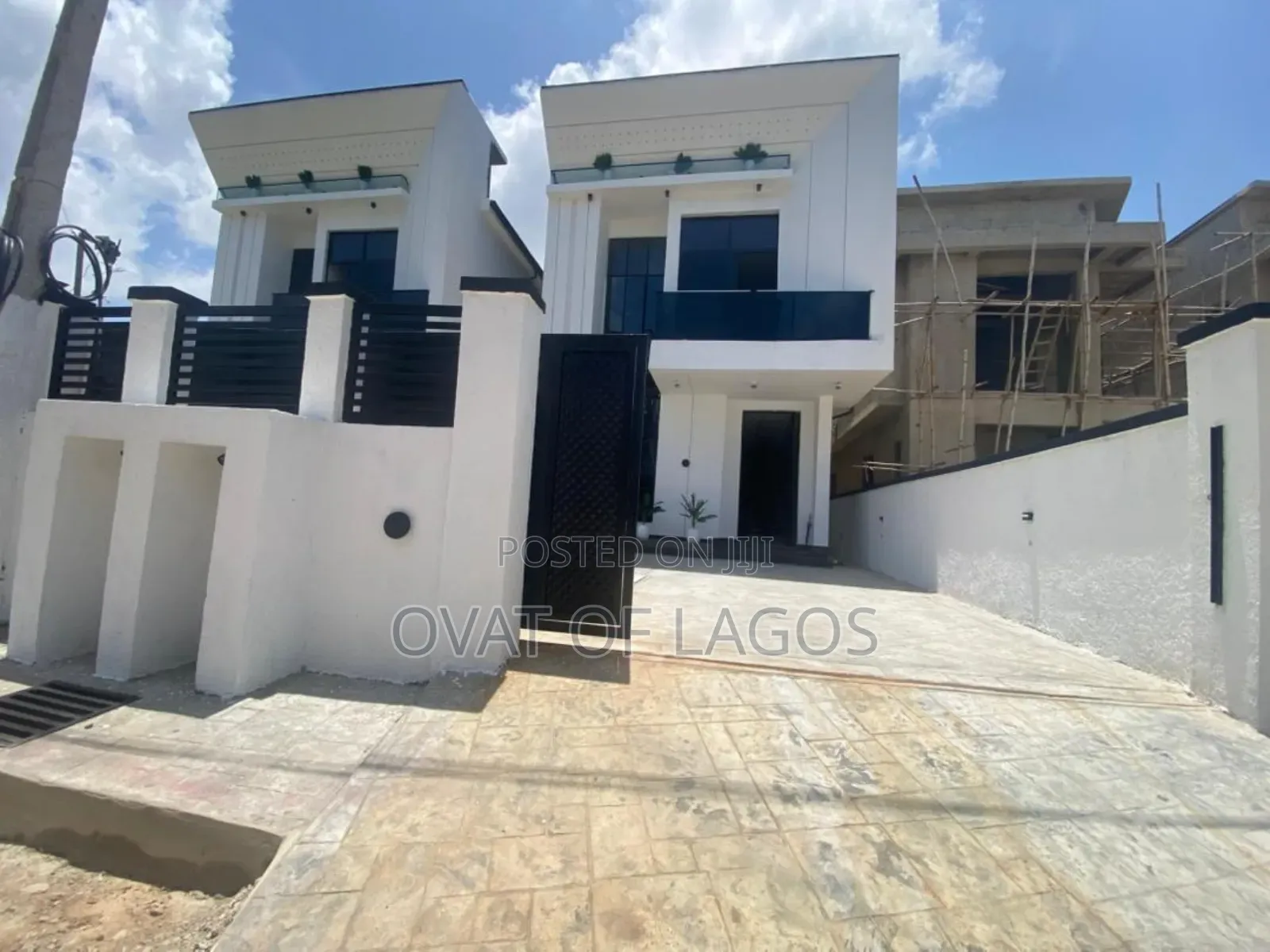 5bdrm Duplex in Harris Drive, VGC / Ajah for sale in VGC / Ajah