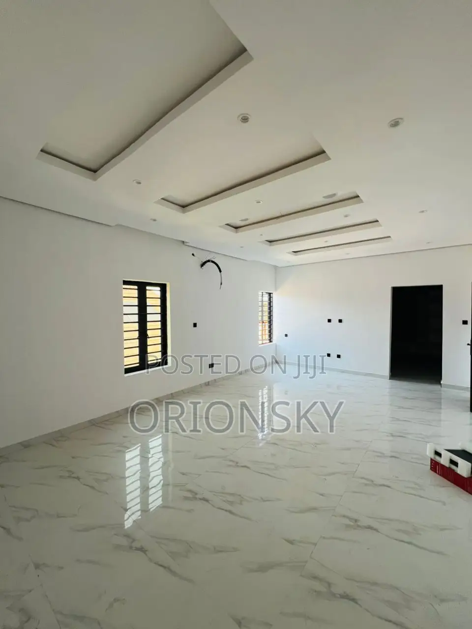 Furnished 5bdrm Duplex in Ikota for sale in Ikota