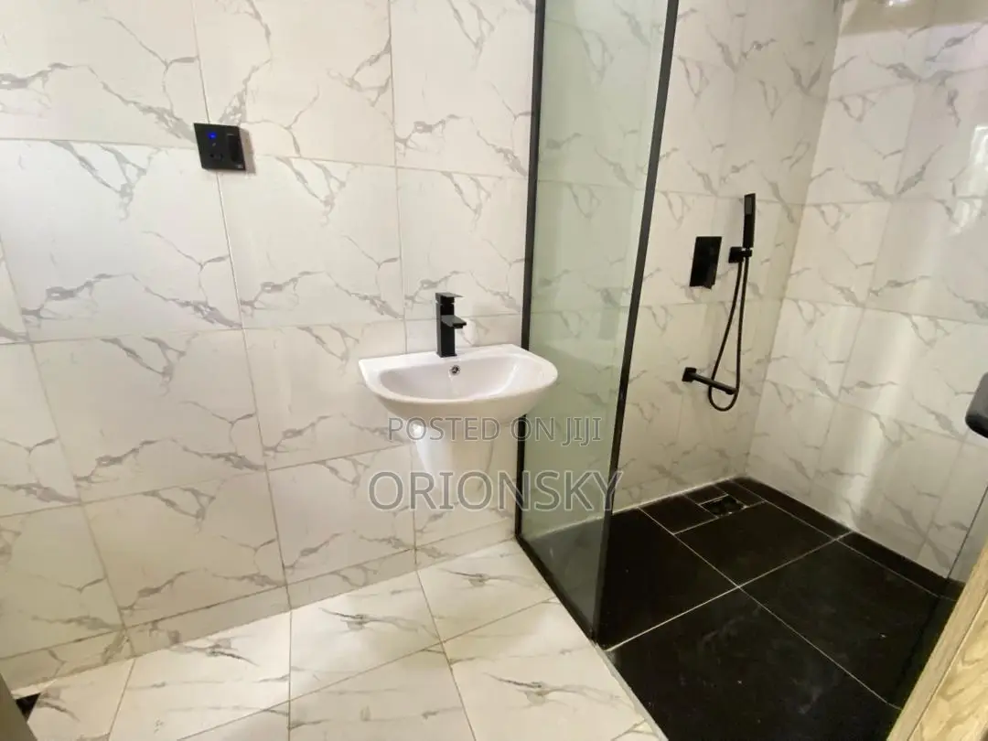 Furnished 2bdrm Apartment in Lekki for sale in Lekki Phase 1