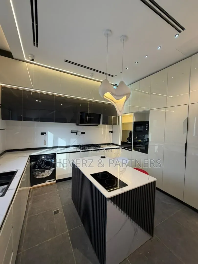 5bdrm Duplex in Guzape District for sale in Guzape District