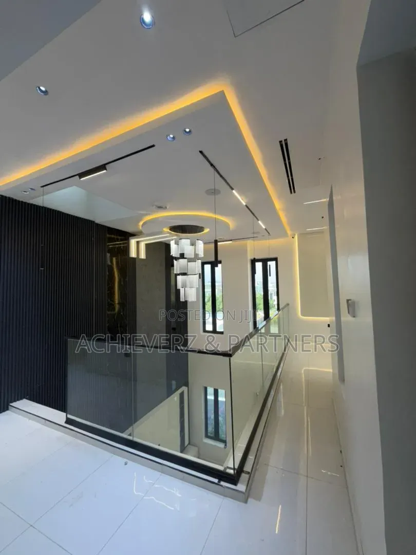 5bdrm Duplex in Guzape District for sale in Guzape District