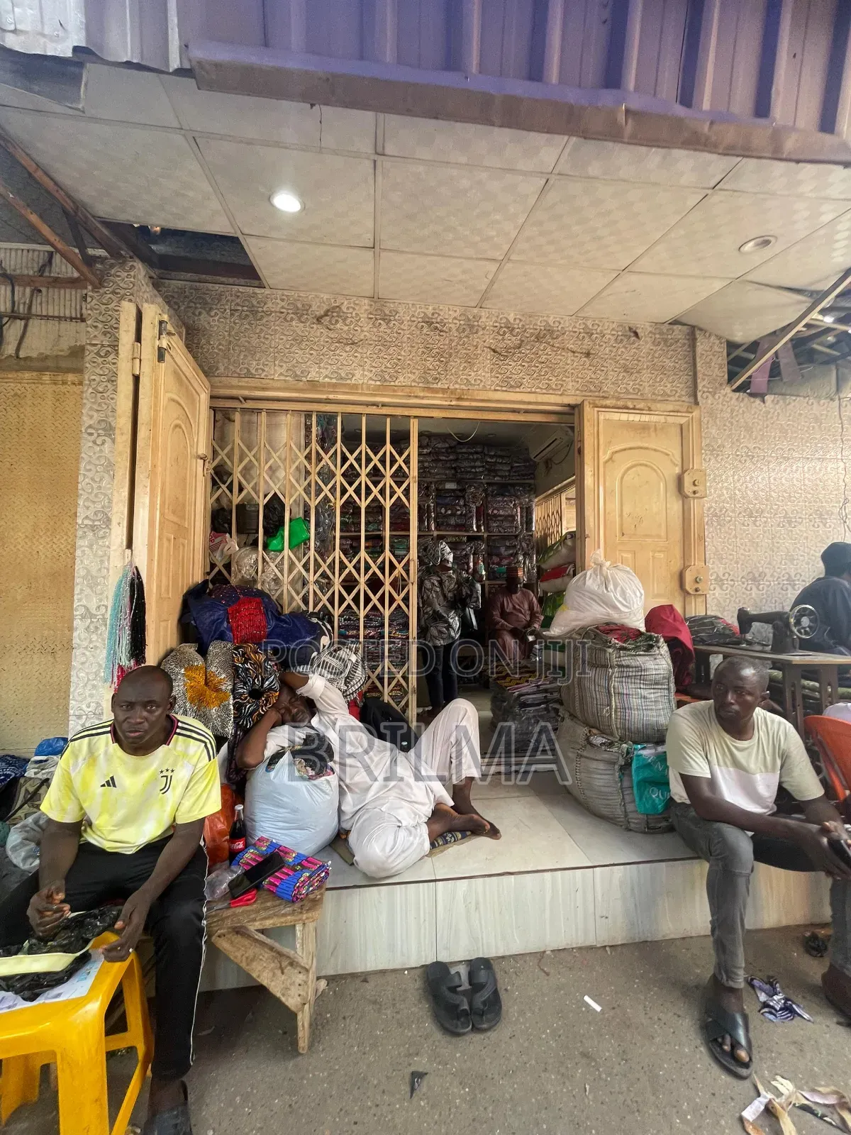 20 SQM Shop in Wuse Market for Sale in Wuse 2