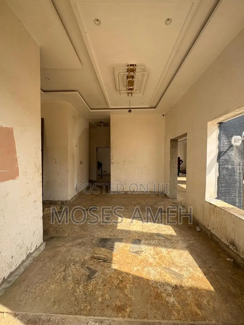 5bdrm Duplex in Katampe (Main) for sale in Katampe (Main)