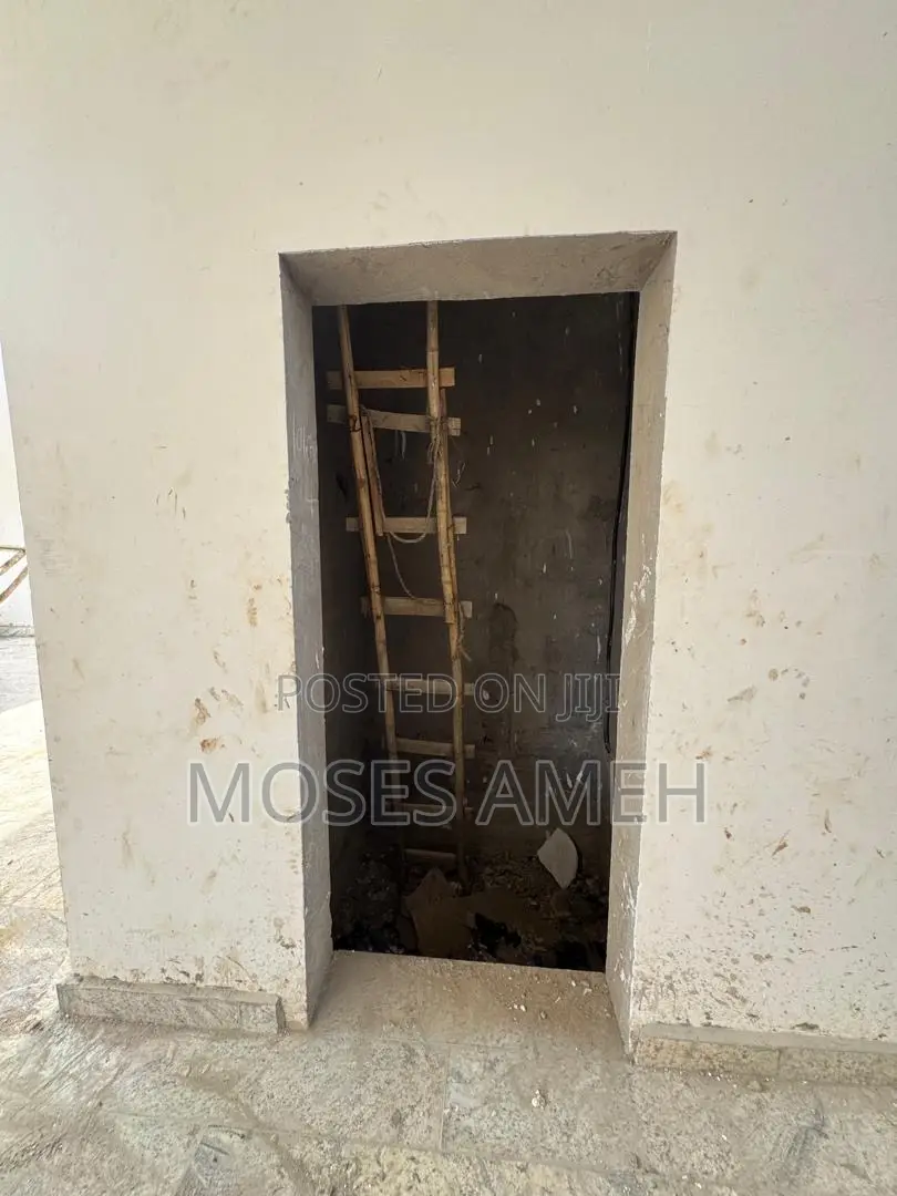 5bdrm Duplex in Katampe (Main) for sale in Katampe (Main)