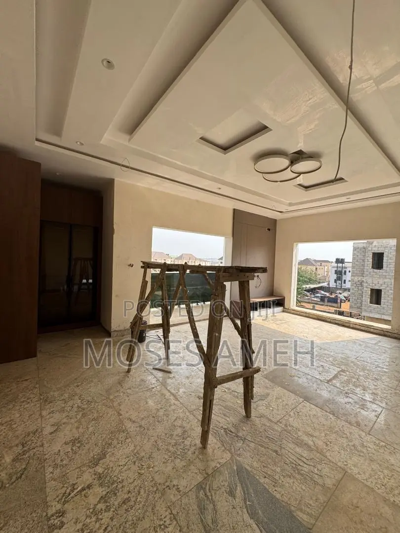 5bdrm Duplex in Katampe (Main) for sale in Katampe (Main)
