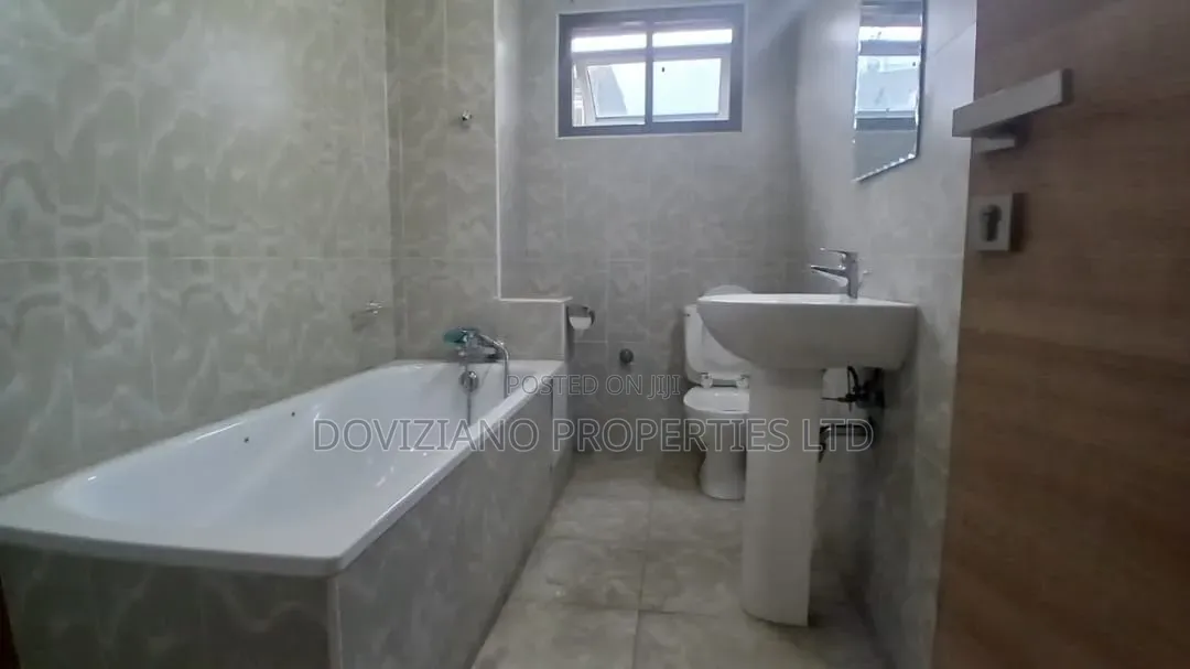 3bdrm Apartment in Old Ikoyi for sale in Old Ikoyi