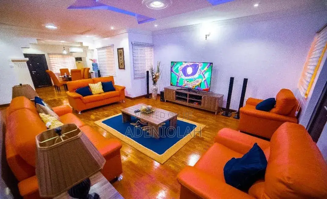 Furnished 3bdrm House in Lekki Phase 1 for rent in Lekki Phase 1