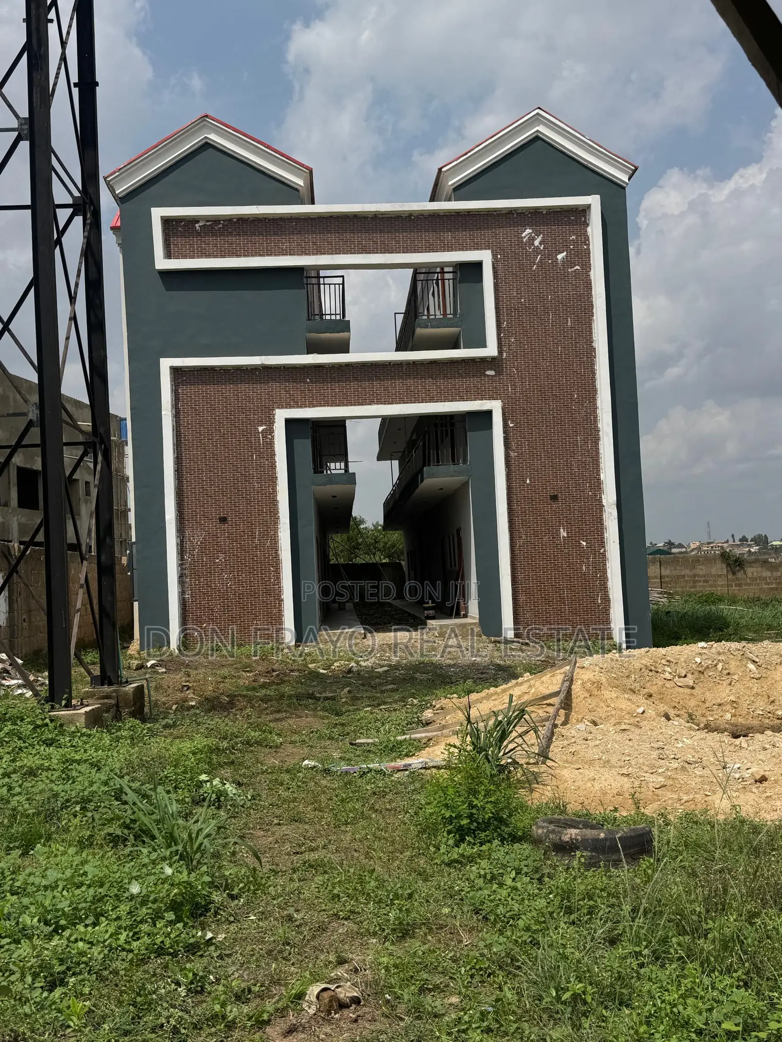 1bdrm Apartment in Behind Lead City, Akala Express for sale in Akala Express