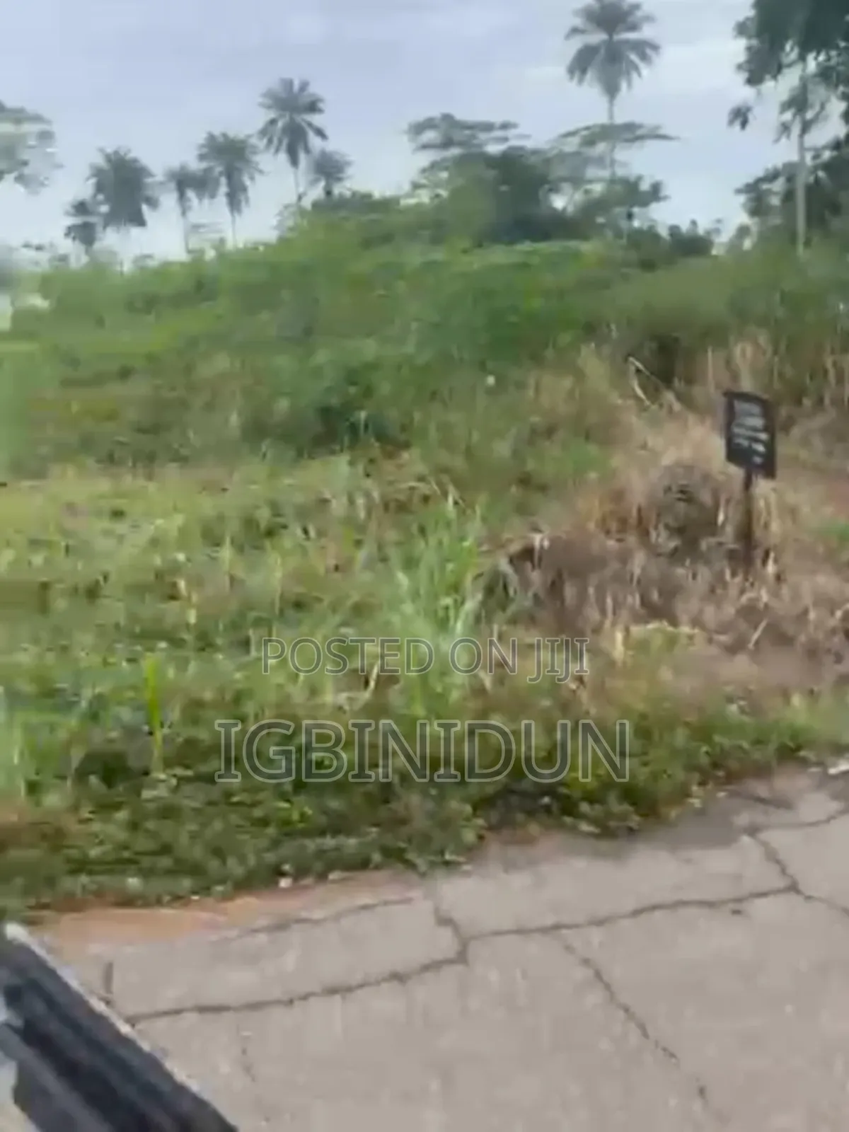 100/100 Plot of Land Available at Upper Ekewan in Benin City